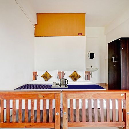 Spot On Jayesh Guest House Nashik Exterior foto