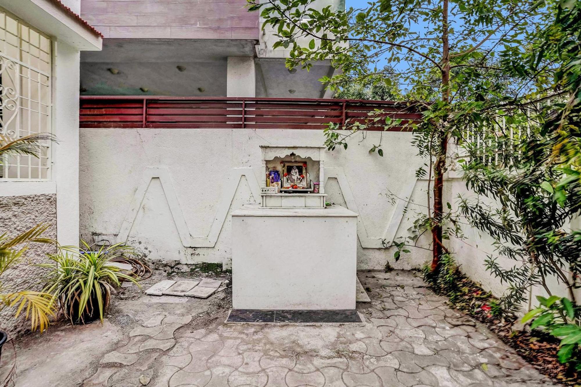 Spot On Jayesh Guest House Nashik Exterior foto